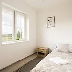 1 House Between Two Lakes * Βίλνιους