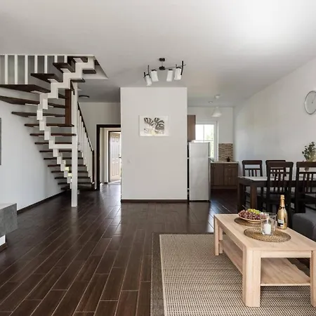 1 House Between Two Lakes Tatil Evi