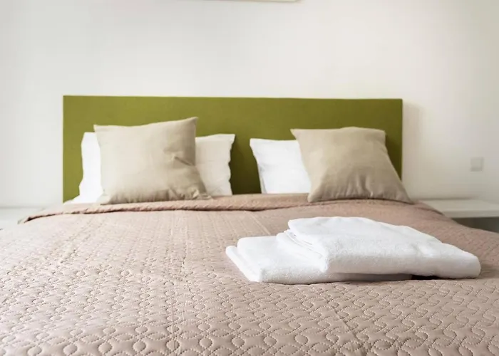 1 House Between Two Lakes Σπίτι διακοπών *