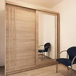 1 House Between Two Lakes Semesterbostad