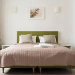 1 House Between Two Lakes Semesterbostad